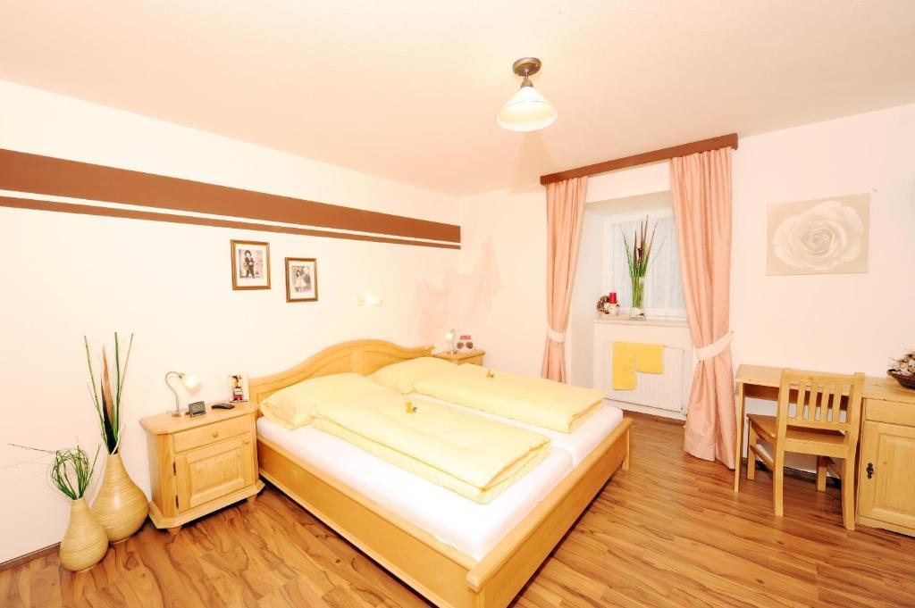 Hotel-Restaurant Kirchenwirt Aigen Aigen im Ennstal Cameră foto